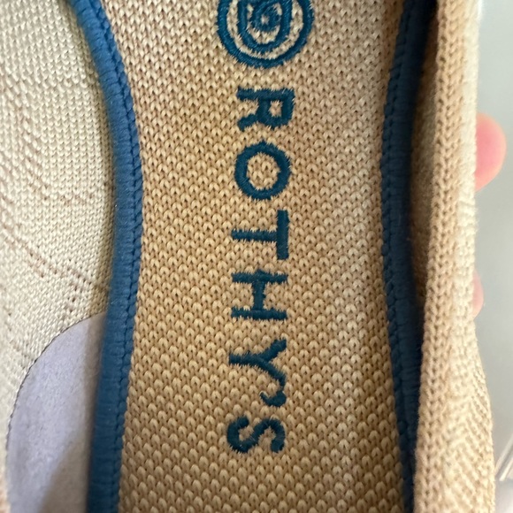 Rothy’s Giraffe Sahara Gold flats. - Picture 4 of 7